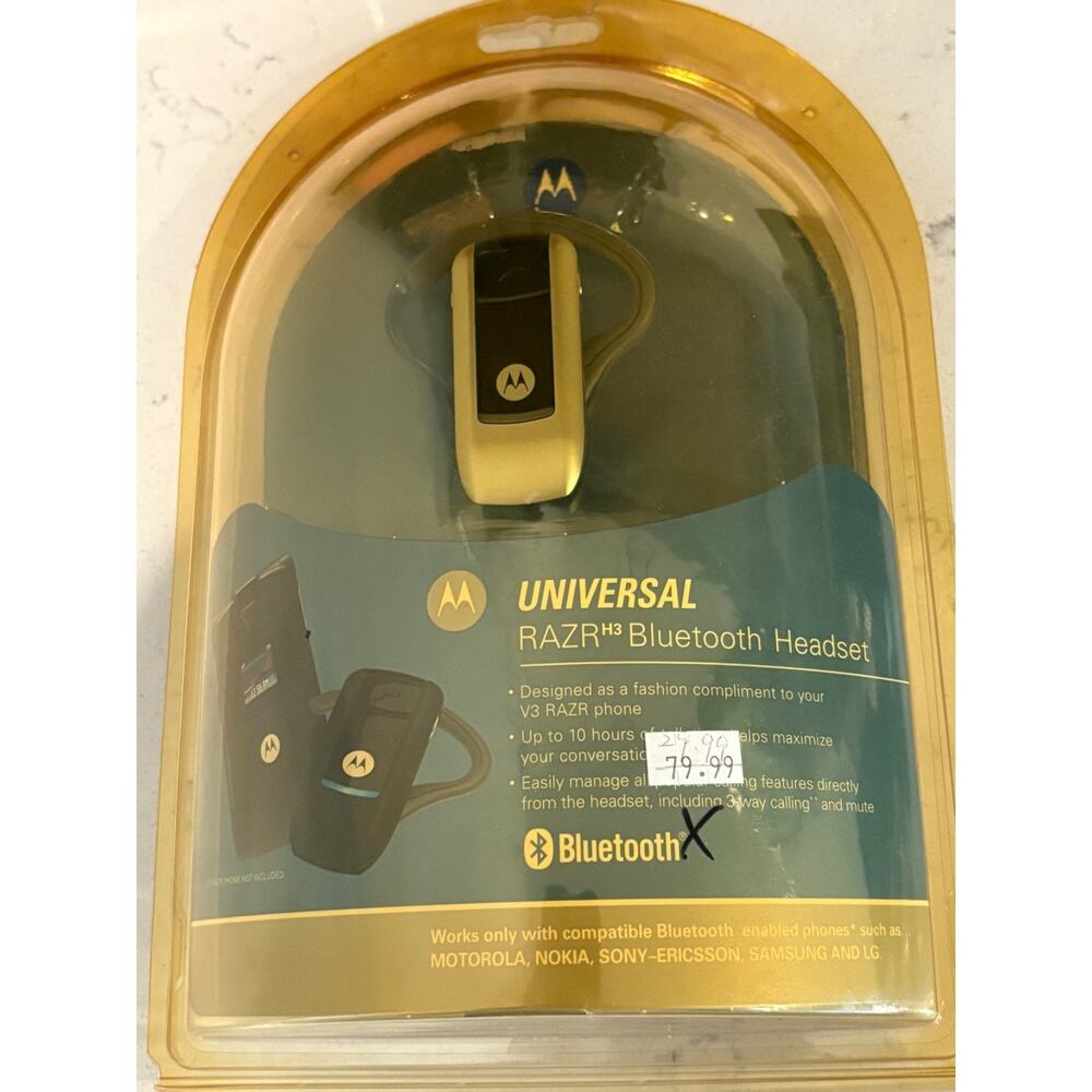 Motorola Universal Bluetooth Headset H3 RAZR New in Sealed Box Package
